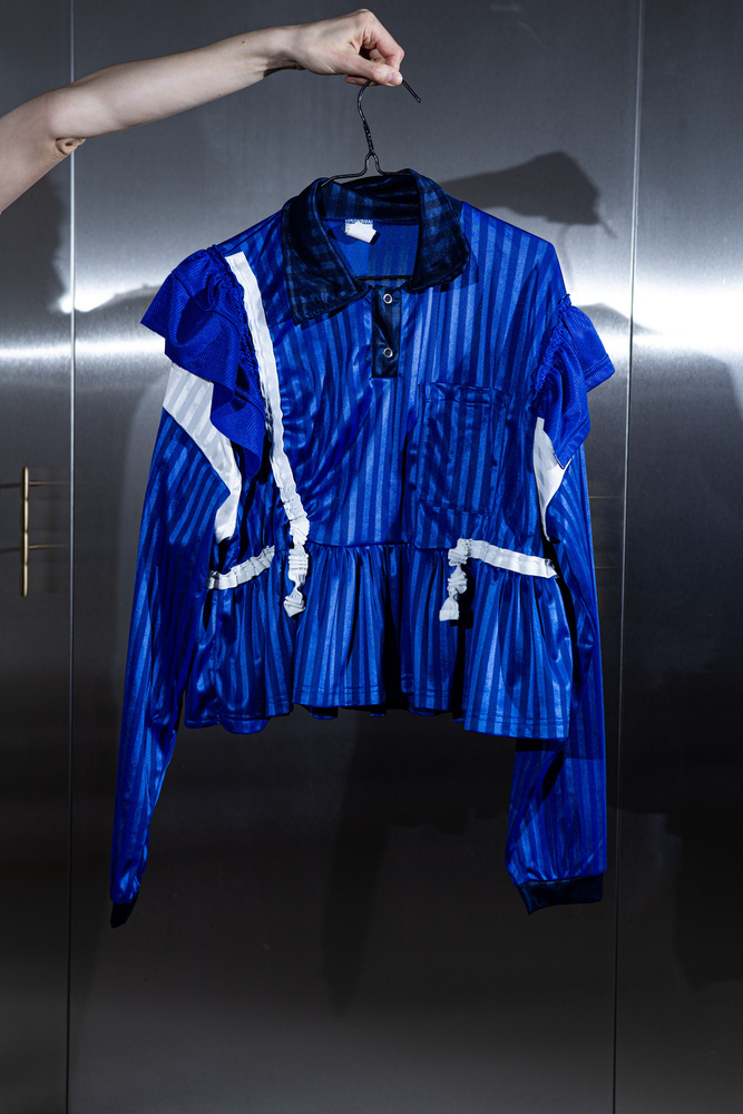 modrá dresová mikina