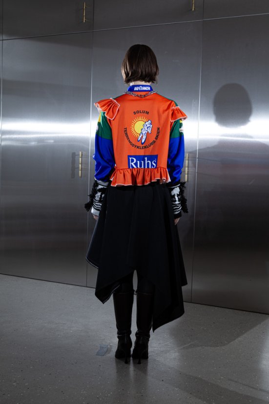 Oranžová dresová mikina