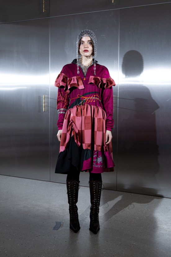 Ružové šachovnicové dresové šaty