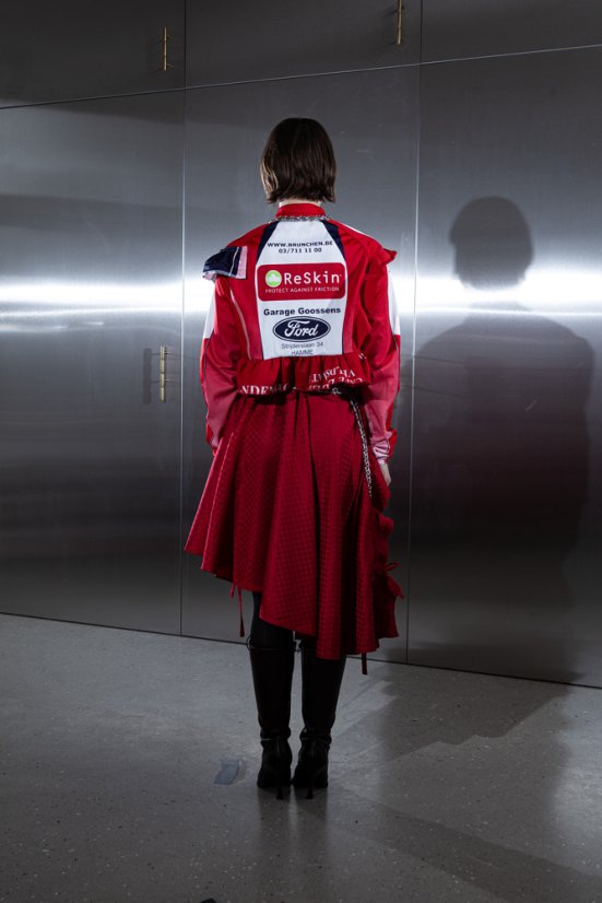 Červená dresová mikina