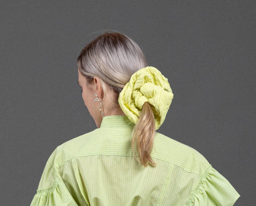 Limetková scrunchie gumička