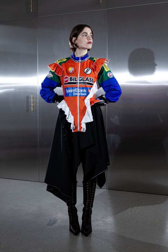 Oranžová dresová mikina