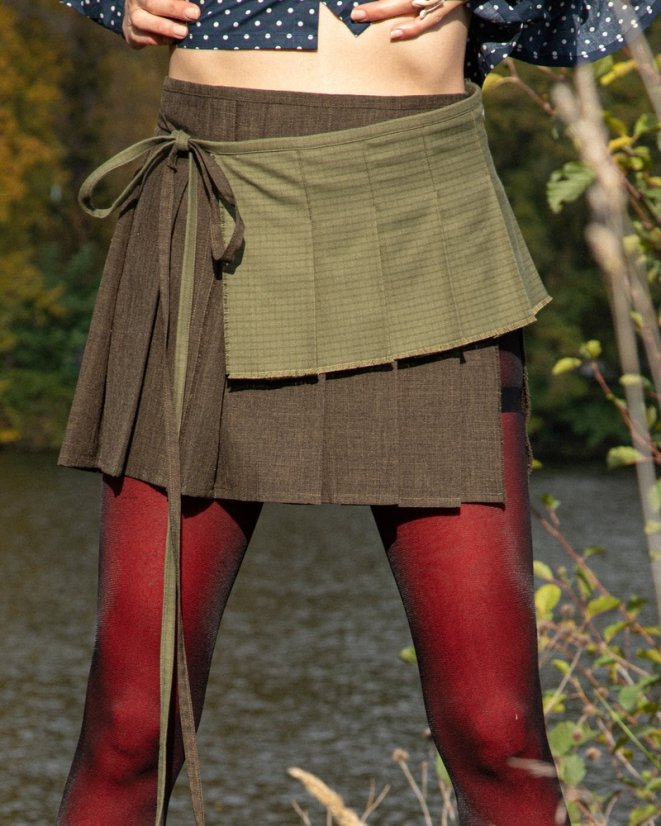 Zelená zavinovacia sukňa