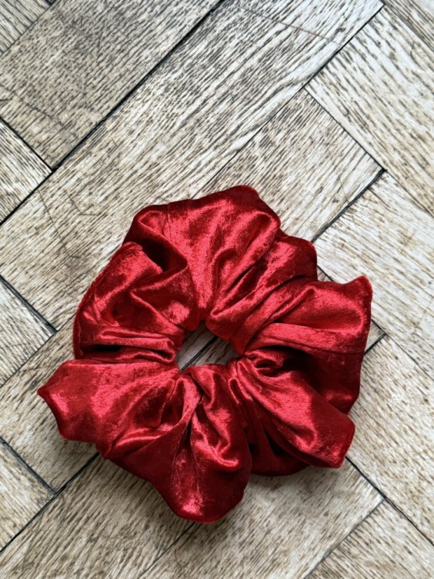 Sada 2 zamatových scrunchie gumičiek