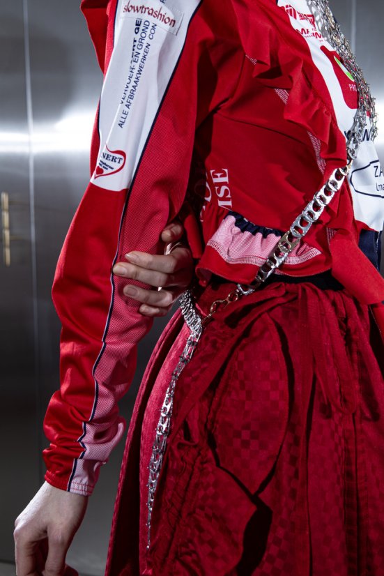 Červená dresová mikina