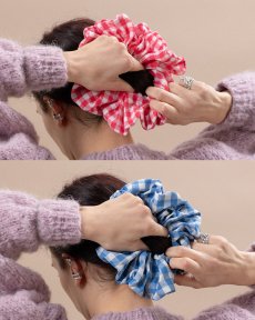 Sada 2 kockovaných scrunchie gumičiek