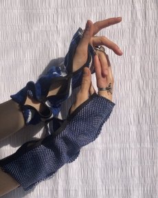 Tmavomodré obojstranné návleky na ruky