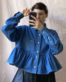 Jeansová volánová košeľo-bunda