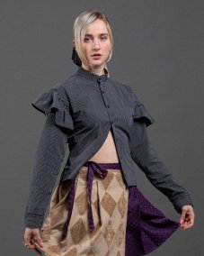 Čierna prúžkovaná korzetová košeľa