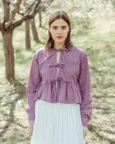 Fialová kockovaná košeľa s mašľami