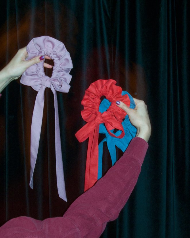 Ružová mašľa na drdol