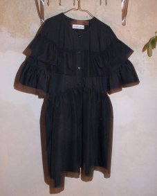 Čierne maxi volánové šaty