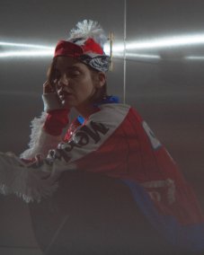 Bielo-červené návleky na ruky