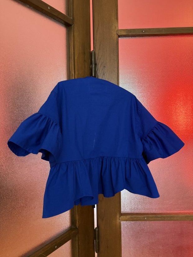 Kráľovská modrá košeľa s mašľami