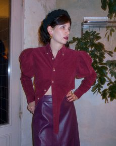 Vínová manchestrová renesančná košeľa