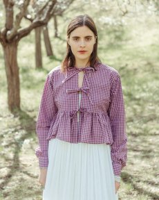 Fialová kockovaná košeľa s mašľami