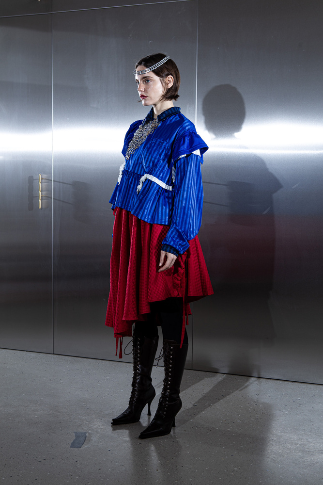 modrá dresová mikina