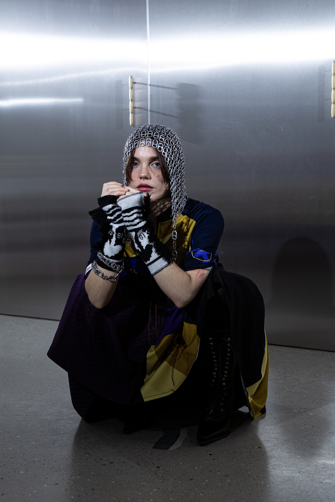 Fialové dresové šaty